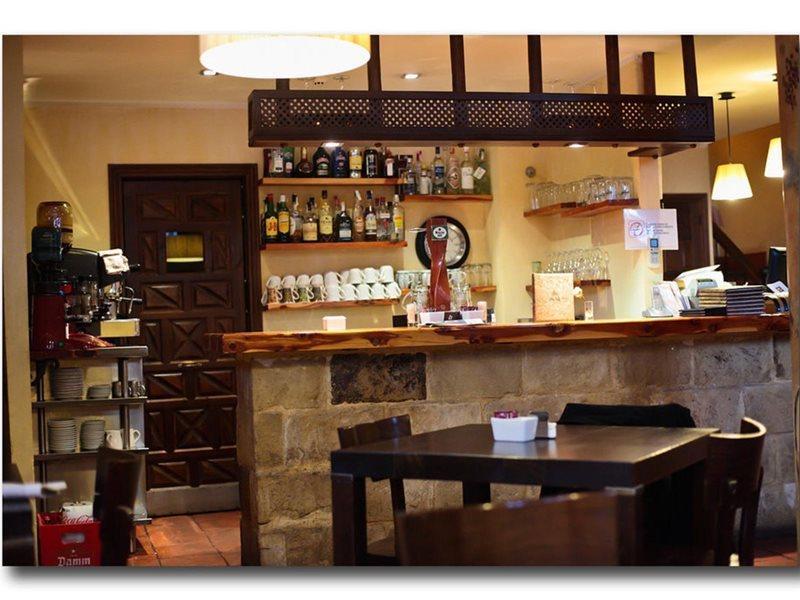 Hotel Restaurante Dona Anita Requena Exterior photo